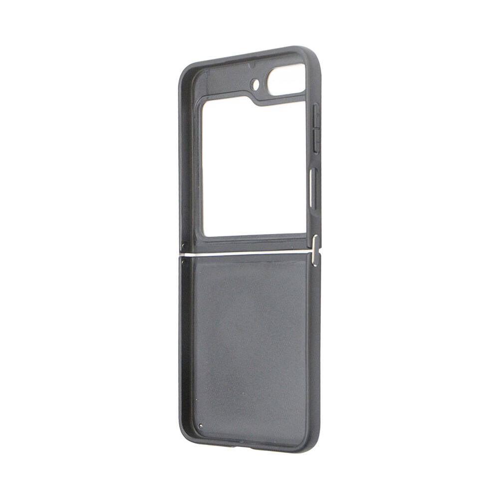 Guess Galaxy Z Flip 5 Kılıf Orjinal Lisanslı PU Deri Taşlı Üçgen Logo 4G Desenli Strass Telefon Kılıfı - 13 Guess Galaxy Z Flip 5 Kılıf Orjinal Lisanslı PU Deri Taşlı Üçgen Logo 4G Desenli Strass Telefon Kılıfı - 13